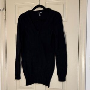 Aqua Black V-Neck Cashmere Sweater Sz S CW009